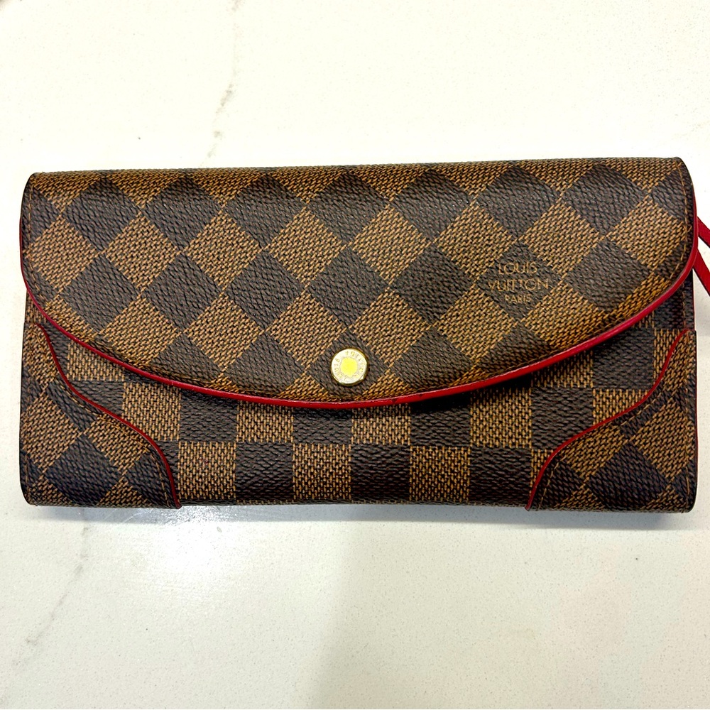 Louis Vuitton - Damier Ebene Caissa Wallet